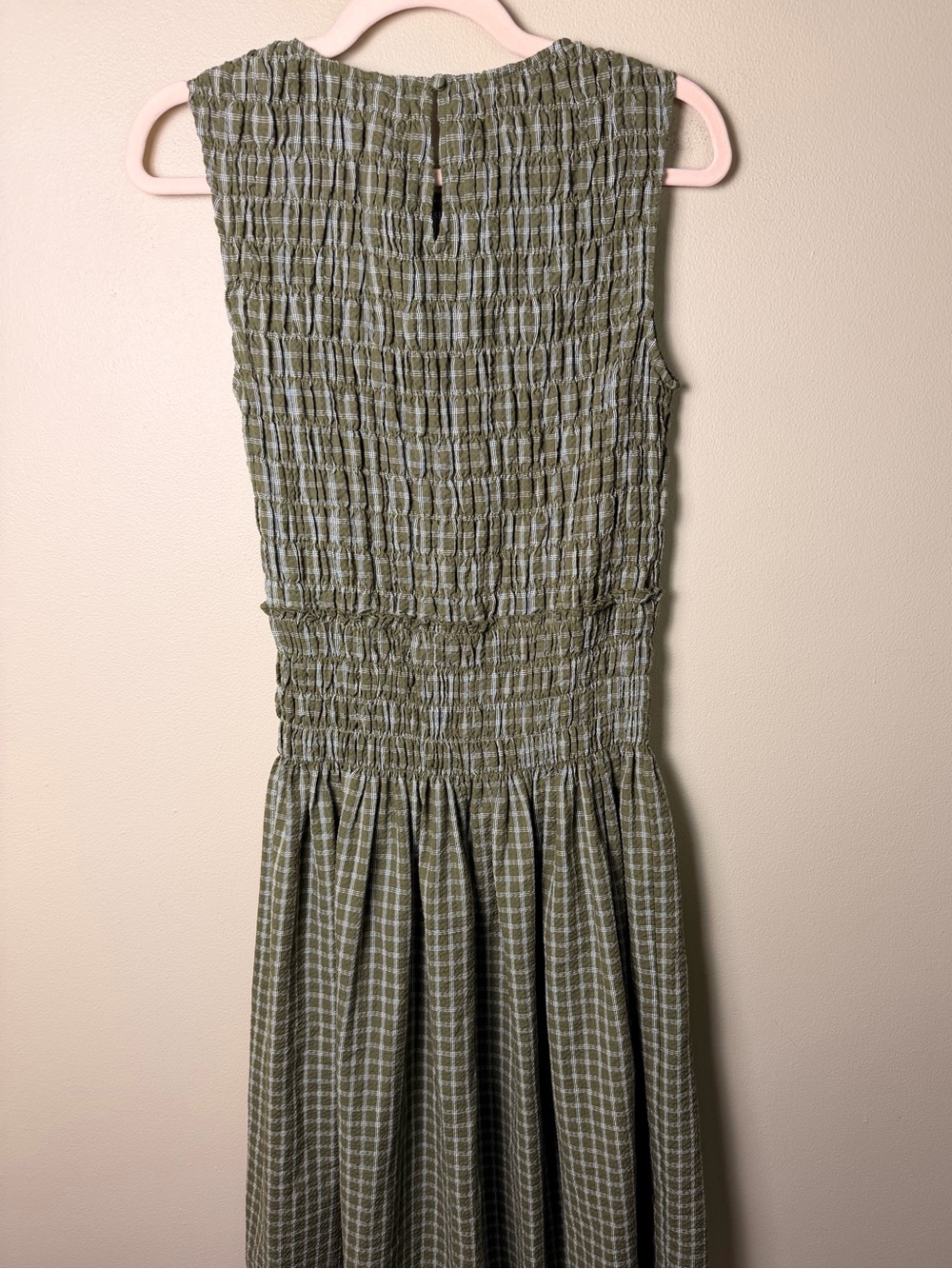 Banana Republic Smocked Seersucker Midi Dress Olive Plaid Petite S EUC - Picture 7 of 9